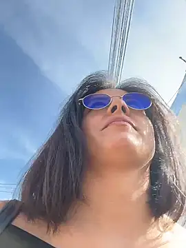 SaraMistick online show from December 18, 2:22 pm