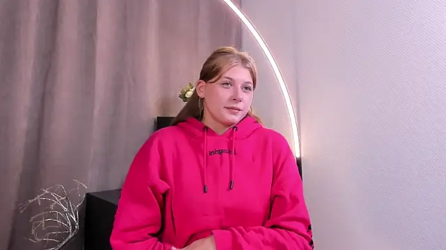 RyanAmmonds online show from October 3, 4:23 pm