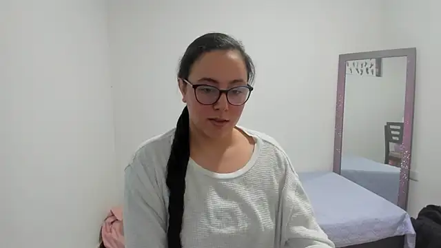 Venus cat  online show from October 16, 9:39 pm