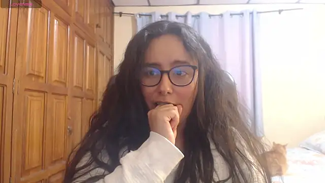 Venus cat  online show from December 20, 5:11 am