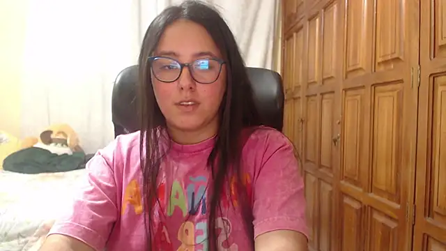 Venus cat  online show from May 18, 4:07 am