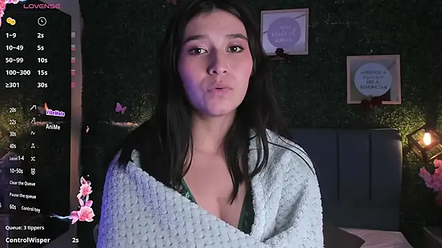 Rubyvixxen  online show from November 16, 6:04 am