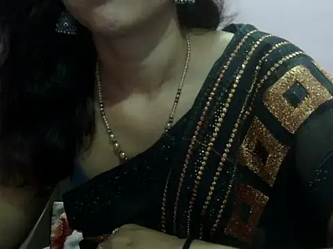 Laila Cute online show from May 22, 3:32 pm