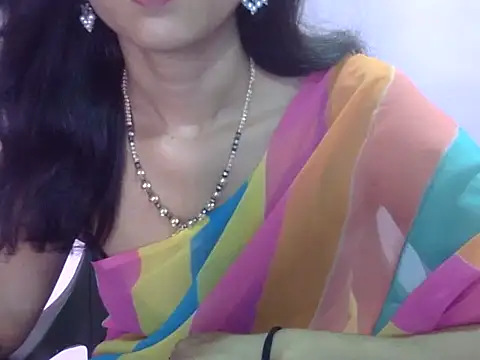Laila Cute online show from May 18, 4:07 am