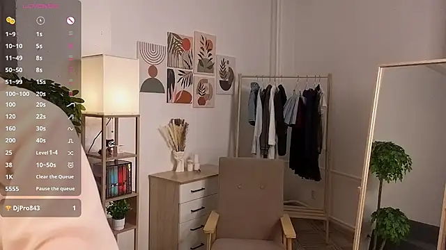 PaulaDauge online show from November 17, 1:28 am