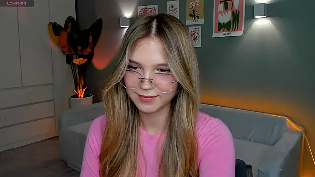 linakorvin online show from November 4, 2:00 pm