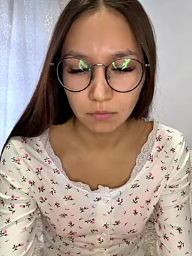 TiffanyBlayers online show from October 5, 10:31 am