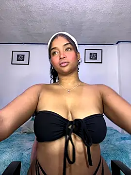 mitschellfox21 online show from October 11, 8:52 am