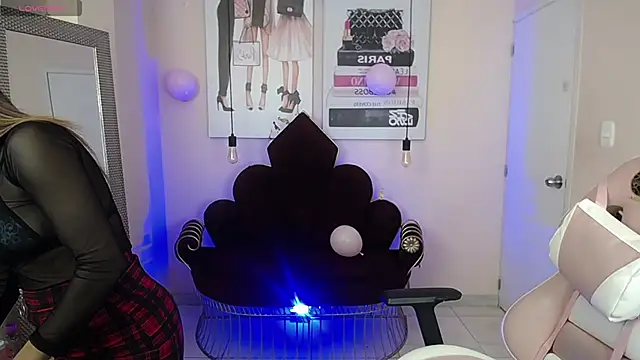 ingrid03 taffur online show from November 24, 7:49 pm