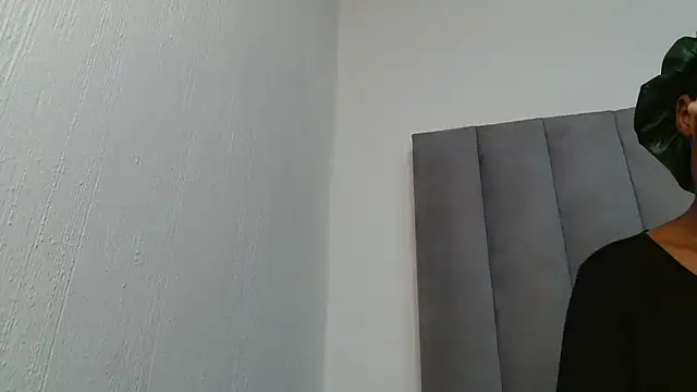 Sex bomb30 online show from November 6, 9:42 pm