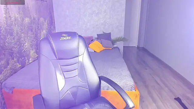 Sara Frayer online show from April 9, 1:19 am