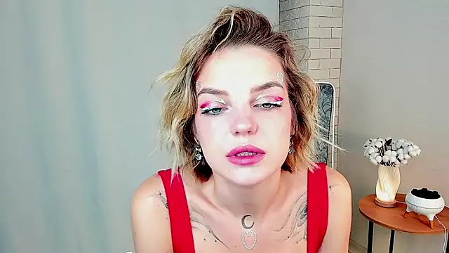 FeliceSpigner online show from October 4, 4:22 pm