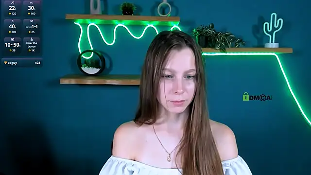 esme moore  online show from November 19, 12:16 pm