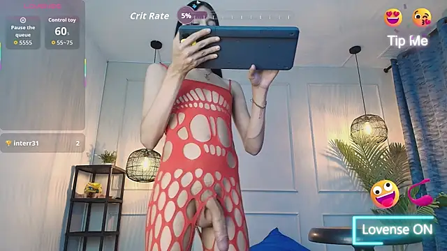 Nikki Vesper online show from May 13, 3:45 am