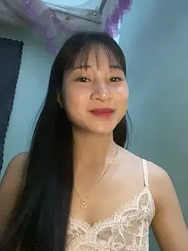 banlinh004 online show from May 16, 3:22 pm