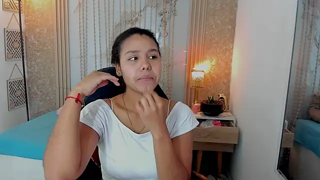 AriaVega online show from May 9, 1:02 pm