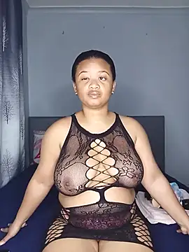Sultrytits6 online show from June 30, 8:30 pm