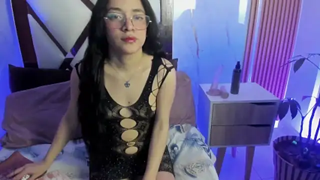 saraa li online show from February 17, 3:28 am