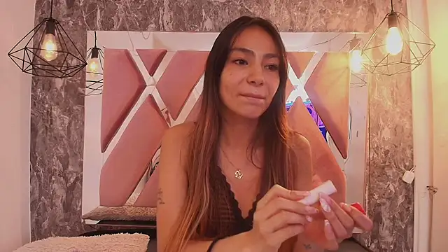paris cute  online show from October 3, 8:36 pm