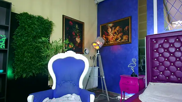 nicolepalmer online show from February 17, 9:19 am