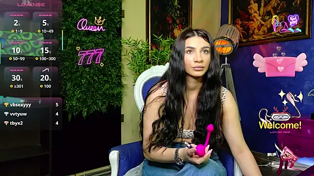 nicolepalmer online show from May 20, 7:05 am