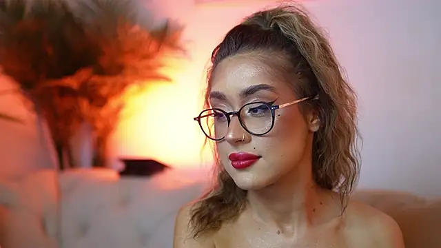 AileenKiss online show from May 25, 10:20 pm