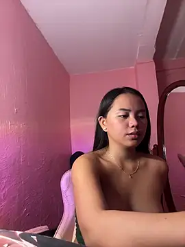Funtasee Andi online show from April 29, 9:31 pm