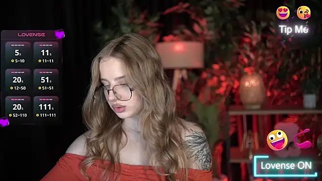 bellablazeeee online show from October 9, 8:07 am