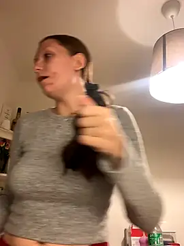 kellyklitta online show from October 5, 12:37 am
