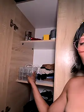 Qadeshoficial online show from October 26, 9:43 pm