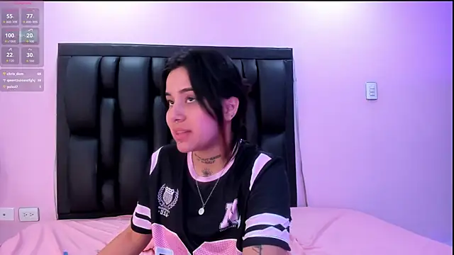 Nixielee  online show from October 6, 5:51 pm