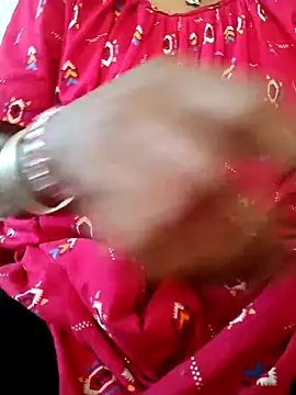 Hotty-romi3 online show from November 3, 7:34 am