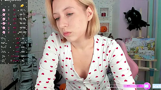 Emma Garcias online show from October 23, 12:22 pm