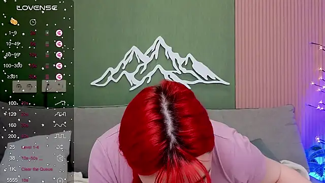 Klee Love online show from October 15, 4:59 am