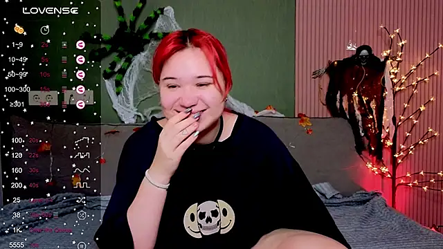 Klee Love online show from October 28, 4:18 am