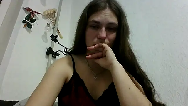 Twolatte1520 online show from May 18, 7:09 pm