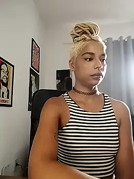 Helenoir online show from February 25, 1:53 pm