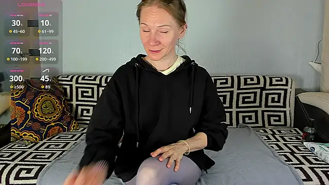 Amalia Mio online show from May 1, 12:03 am
