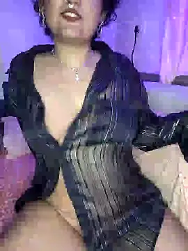 Curvy Navya online show from November 22, 6:32 pm