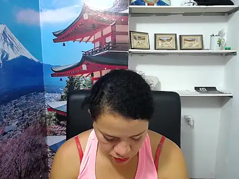 Biigg xxx online show from November 28, 1:47 pm