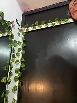 GabrielleMarsh1 online show from December 19, 3:32 am