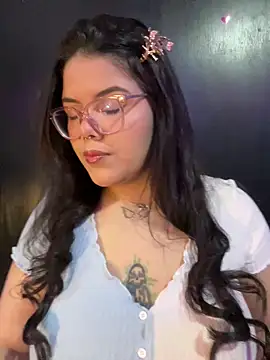 GabrielleMarsh1 online show from December 5, 4:23 am