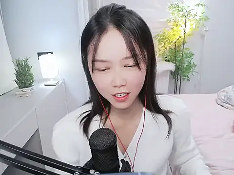 mili0923 online show from October 9, 2:21 pm