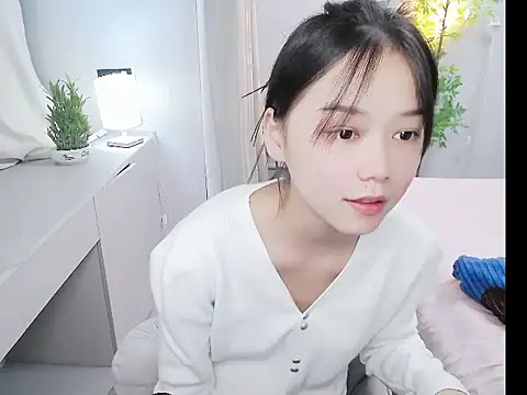 mili0923 online show from October 14, 5:26 pm