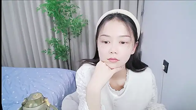 mili0923 online show from November 12, 4:16 pm