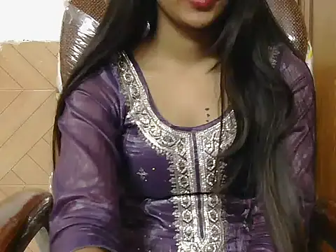 priti singhaniya online show from November 15, 11:33 am