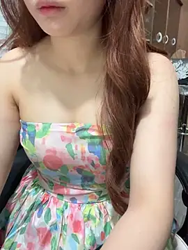 Beyeuuu online show from May 15, 3:43 am