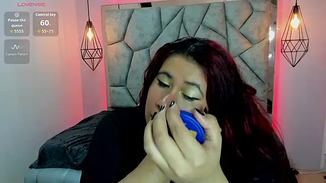 Addyy 02 online show from May 14, 6:47 pm