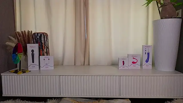 kitsun ne online show from February 4, 6:49 am