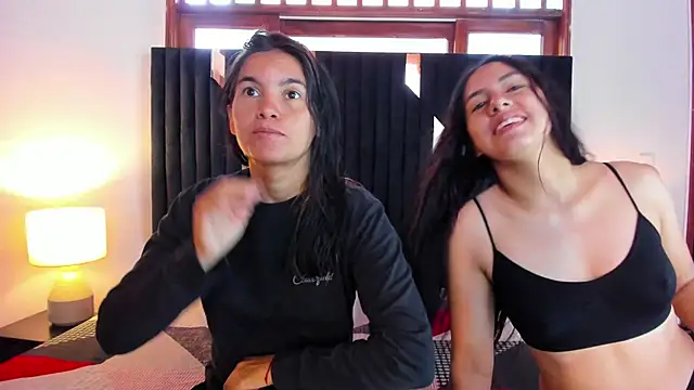 Sofy and Mia online show from October 22, 12:32 pm